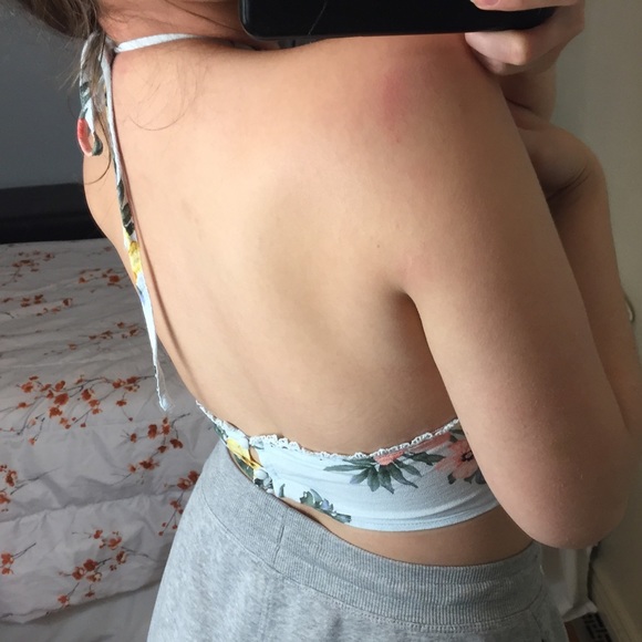 Tie-Back Halter Top - Picture 5 of 5